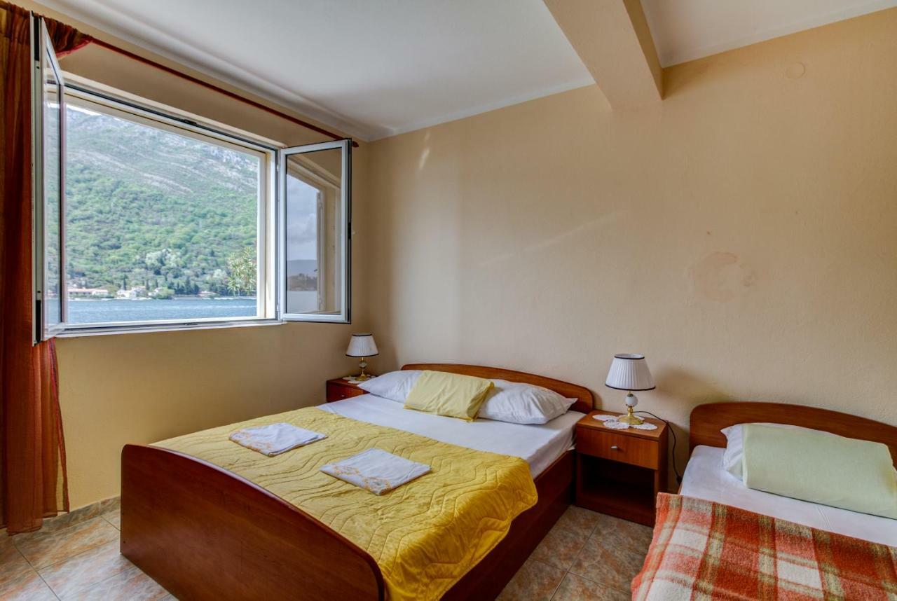 Apartmani Vesna ติวัต ภายนอก รูปภาพ