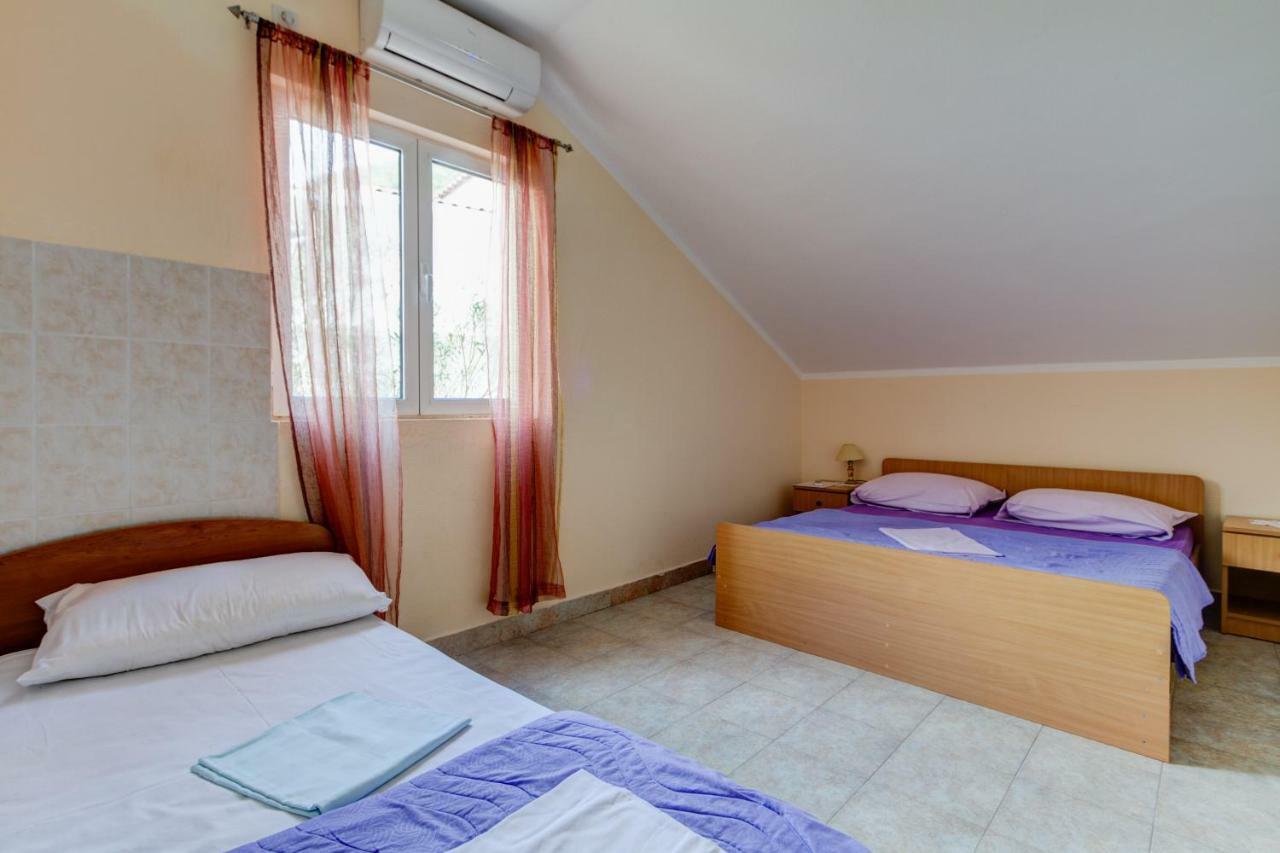 Apartmani Vesna ติวัต ภายนอก รูปภาพ